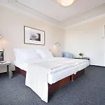 Отель Hotel Kladno Кладно