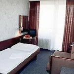 Отель Hotel Kladno 3*