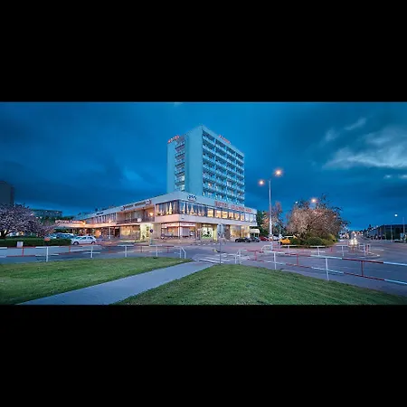 Hotel Kladno Отель 3*